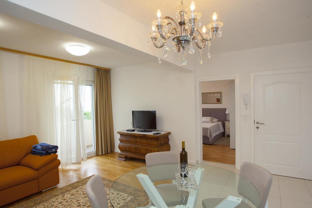 Apartment Spartium Podstrana Exterior foto