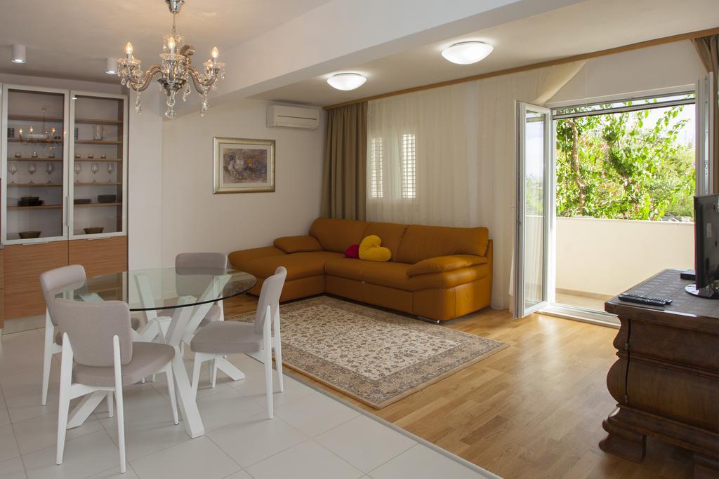 Apartment Spartium Podstrana Exterior foto